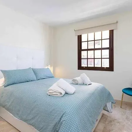 Sunny Island Martianez Valois Apartment *