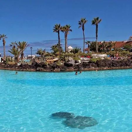 Sunnyland Martianez Valois * Puerto de la Cruz (Tenerife)